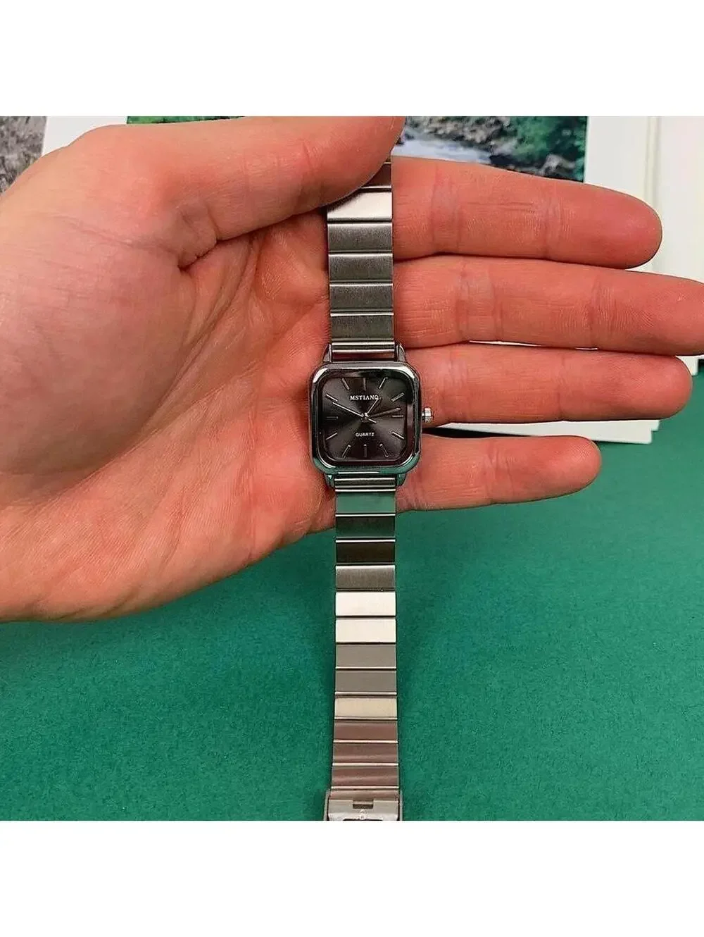 2000s Y2k style silver square watch. Classy sporty style watch. Stainless steel.